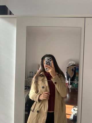 Gabardina beige Stradivarius talla S