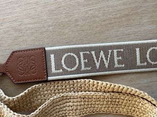 Bolso Loewe Mini Slit en Rafia