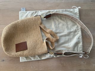 Bolso Loewe Mini Slit en Rafia