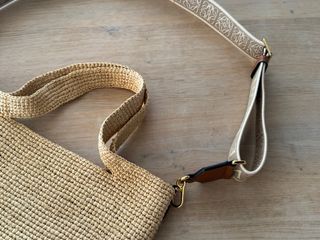 Bolso Loewe Mini Slit en Rafia