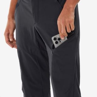 Pantalón montaña hombre Quechua MH500 negro