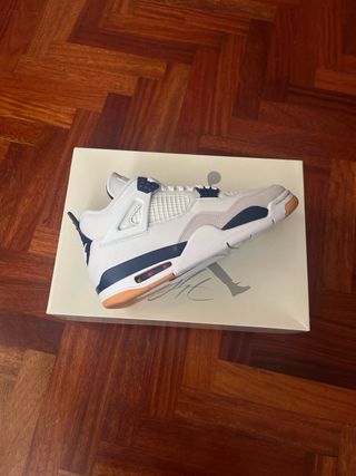 Air Jordan 4 Retro - Blanco/Azul Marino