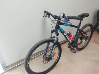 B'Twin Rockrider 520 