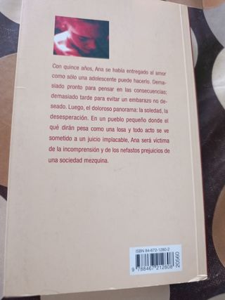  Libro : Soledades de Ana