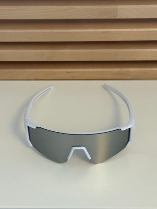Gafas sol deportivas plata-blanco