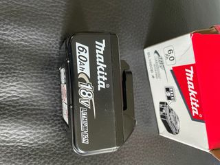 3 Batterie Makita BL1860B 18V