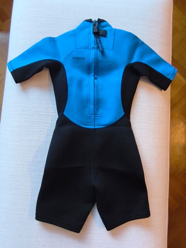 Neopreno Tribord (Decathlon) niño talla 4 años