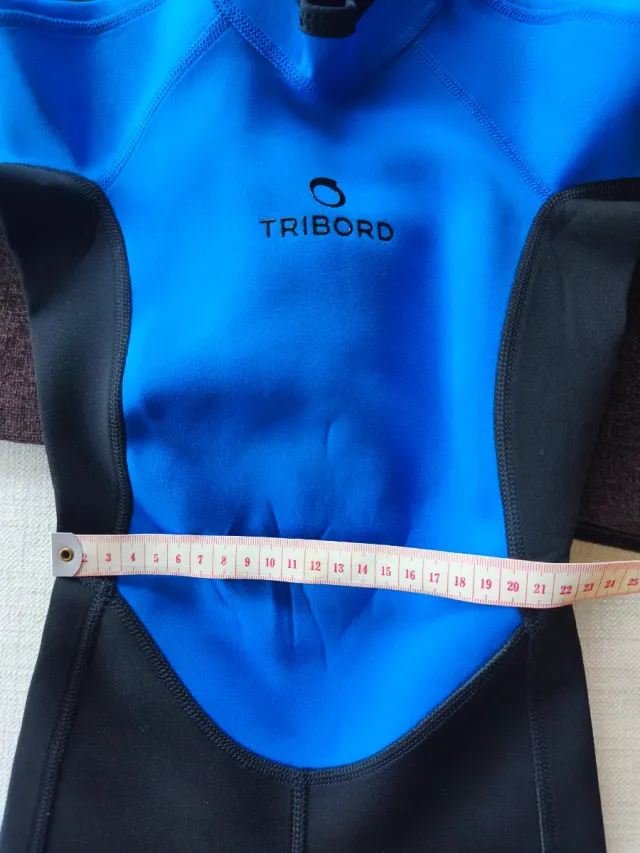 Neopreno Tribord (Decathlon) niño talla 4 años