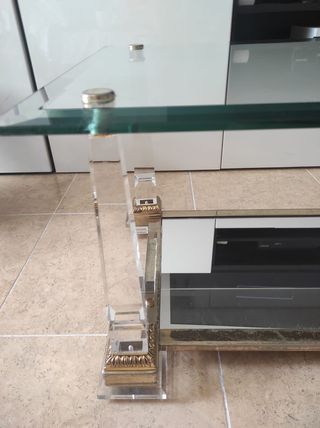 Mesa centro cristal dorada