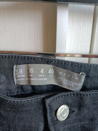 Lote 4 pantalones, regalo cinturón Zara 
