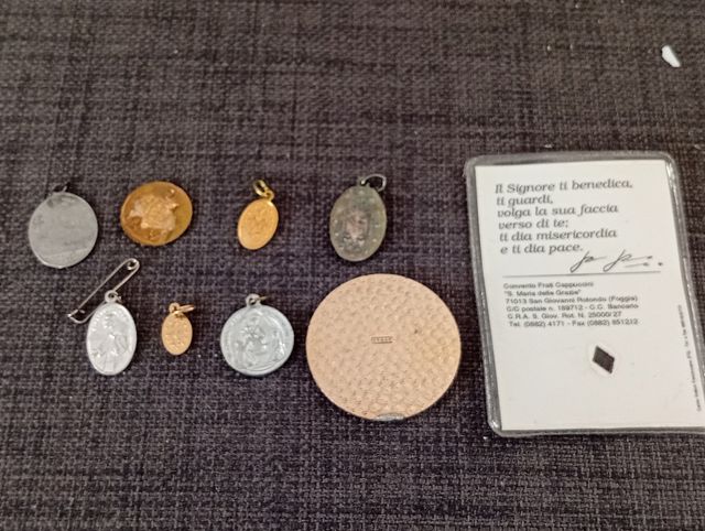 Ciondoli religiosi Padre Pio - Madonnina