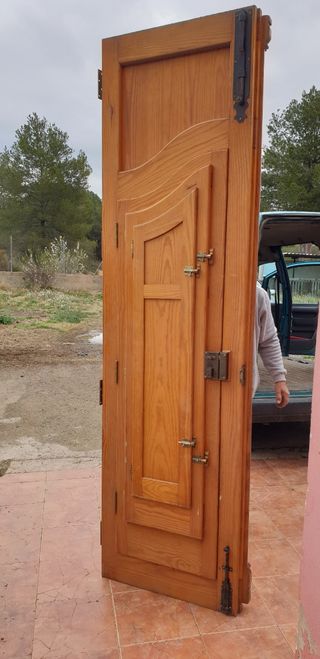 Puertas madera maciza - Valencia