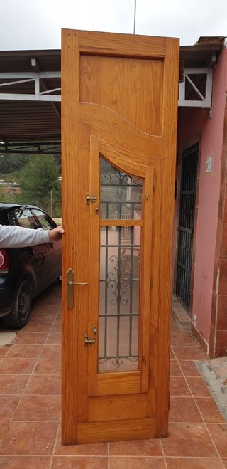 Puertas madera maciza - Valencia