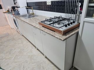 Encimera granito rosa - Cocina