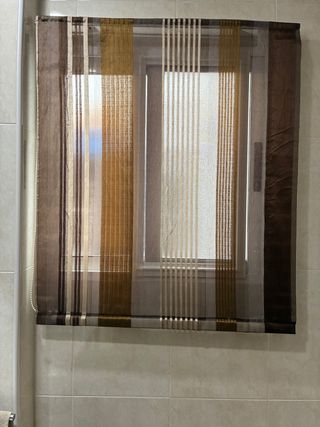 Estor para baño marrón, beige y dorado