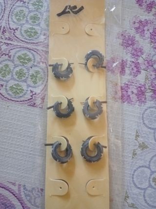 Pendientes madera - 8 pares el par un 1  total 