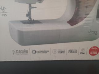 Máquina de Coser Jata Génesis 695