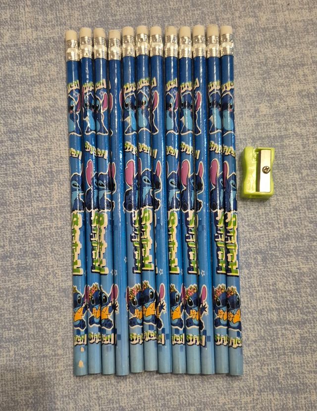 Set matite Stitch compreso temperino + 2 temperini