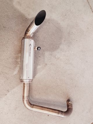 Escape Pro Race Zontes 125