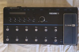 Line6 Firehawk FX - Pedal multiefectos