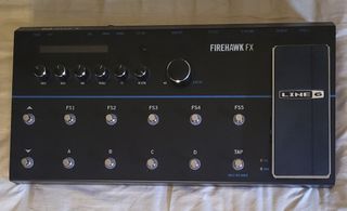 Line6 Firehawk FX - Pedal multiefectos