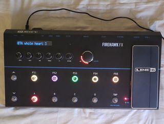 Line6 Firehawk FX - Pedal multiefectos