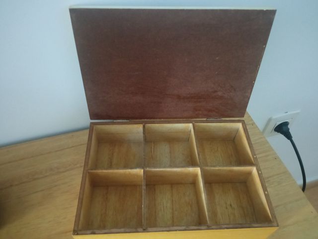 Caja madera 6 compartimentos