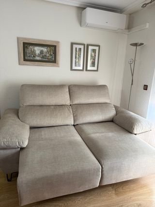 Sofá 2 plazas beige - Poco uso
