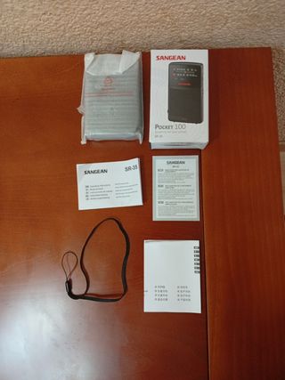 Radio Sangean SR-35 Pocket 100