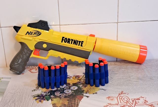 Nerf Fortnite: Escopeta + Silenciador