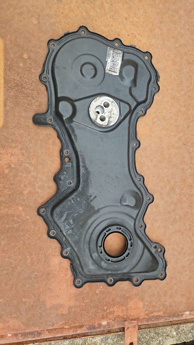 Tapa distribución Opel Vivaro 2.0CDTI