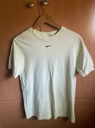 Camiseta Nike Verde XS - Talla 34