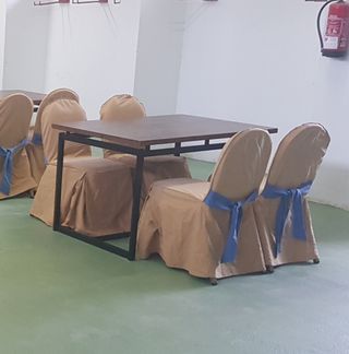 Mesa + 4 sillas eventos