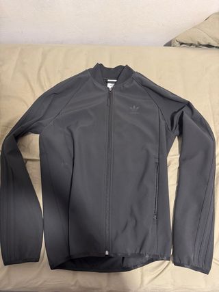Chaqueta Adidas negra