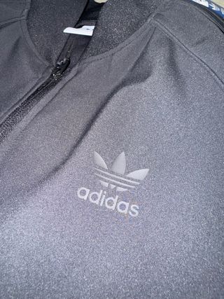 Chaqueta Adidas negra