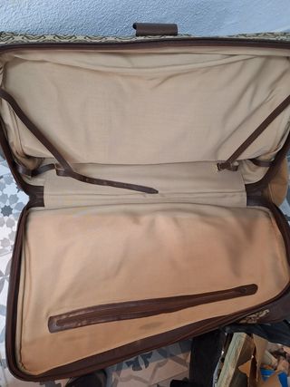 Maleta vintage Loewe.
