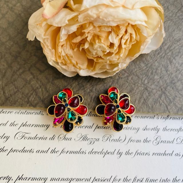 Orecchini clip floreali multicolor mai visto