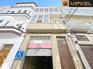 Local comercial en alquiler en Betanzos