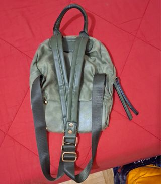Mochila pequeña verde oliva - Monday