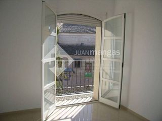 Piso en venta en Lucena