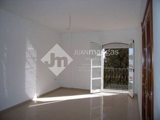 Piso en venta en Lucena