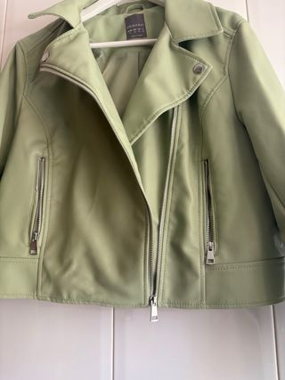 Cazadora verde oliva