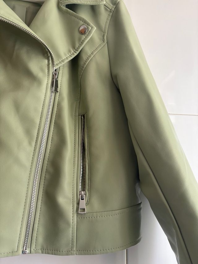 Cazadora  verde oliva