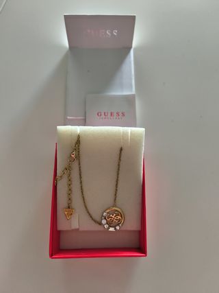 Gargantilla Guess dorada