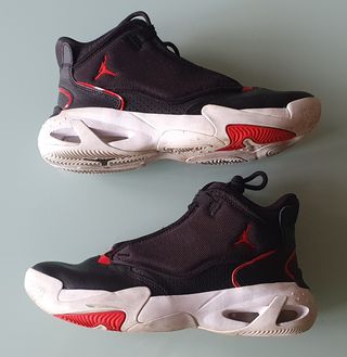 Zapatillas Jordan Max Aura 4 - Negras/Rojas