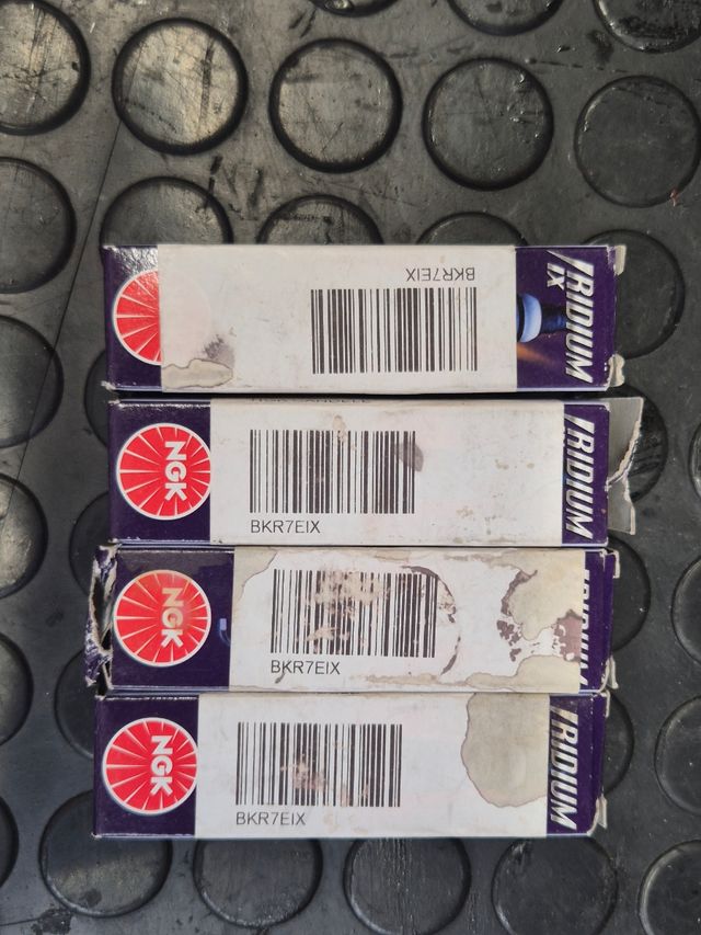Candele NGK BKR7EIX (4pezzi)