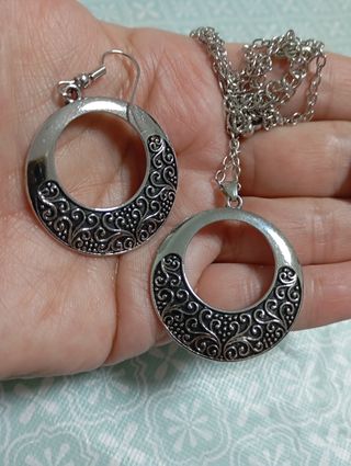 Collar y pendientes acero 