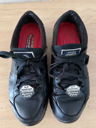 Skechers Relaxed Fit - Zapatos negros