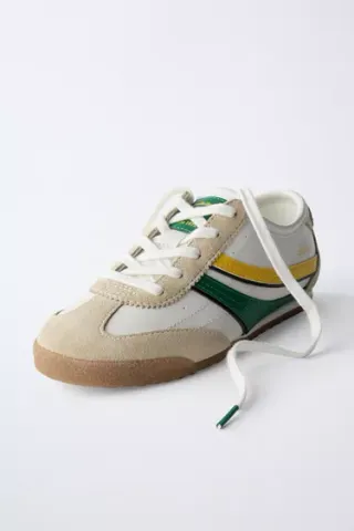 Zapatillas deportivas Zara tenis bambas cordones 