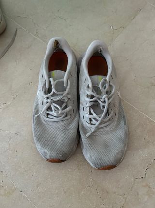 Zapatillas Nike - Blancas y Rosas